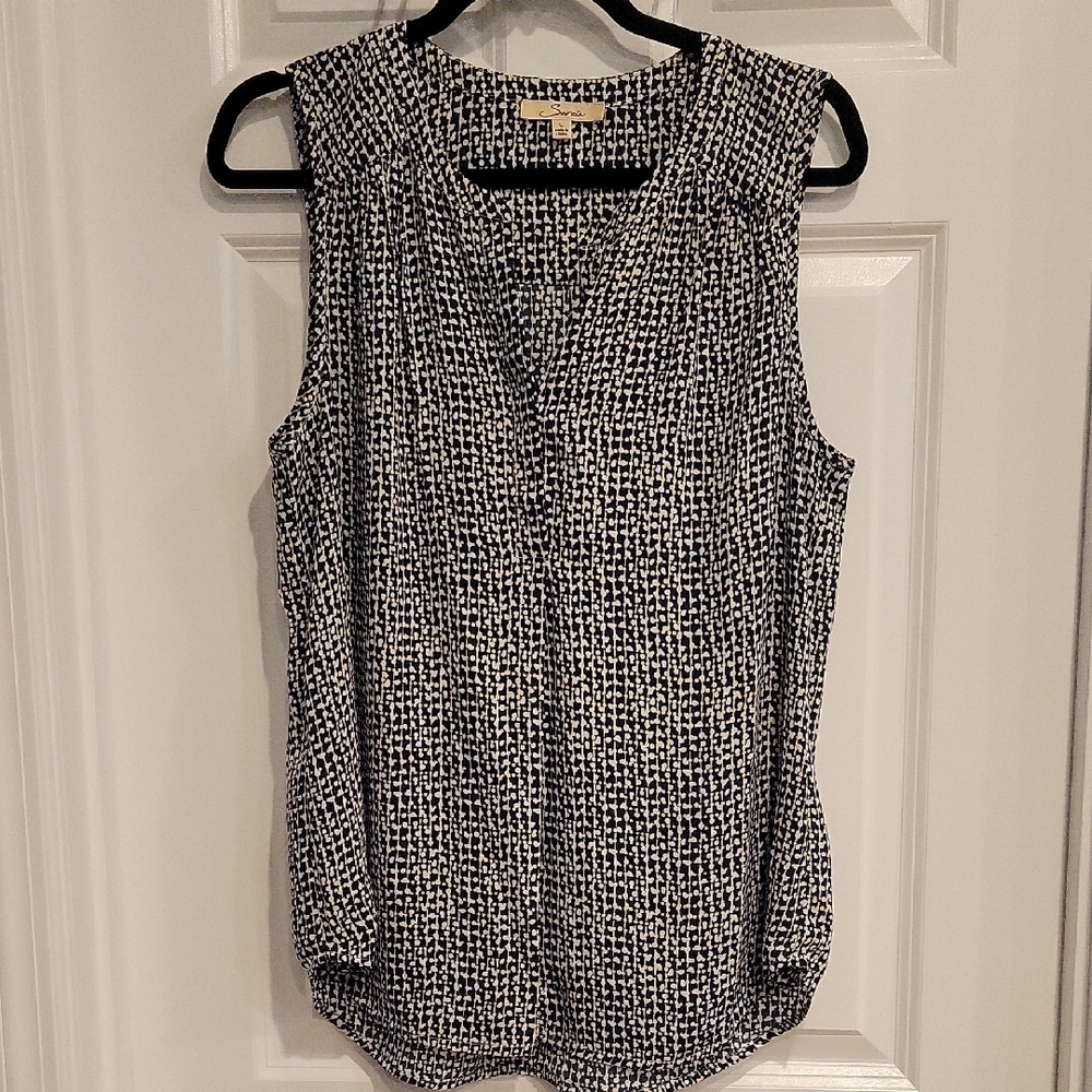 Chic Black and White Women's Blouse
